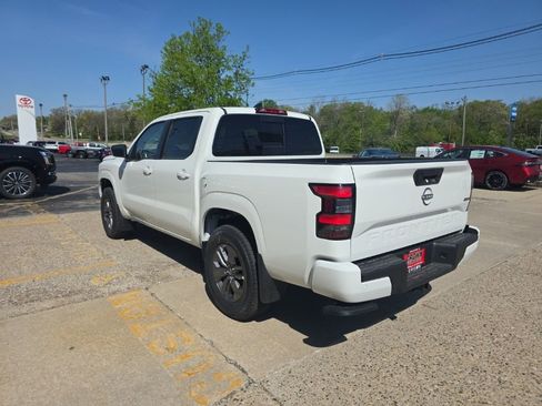 New 2026 Nissan Frontier SV AWD/4WD image 8