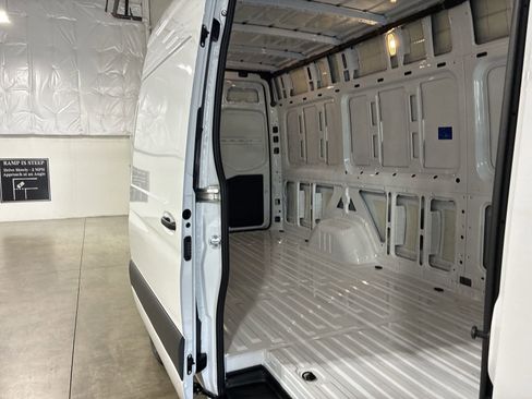 New 2025 Mercedes-Benz Sprinter 2500 image 5