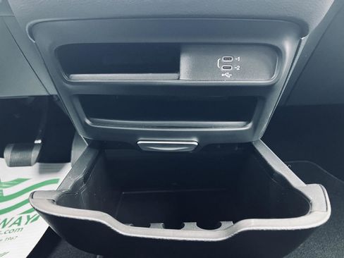 New 2026 Chrysler Voyager LX image 19