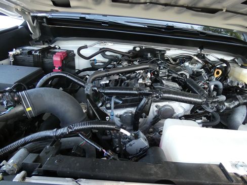 Used 2025 Toyota Tacoma TRD Sport image 85