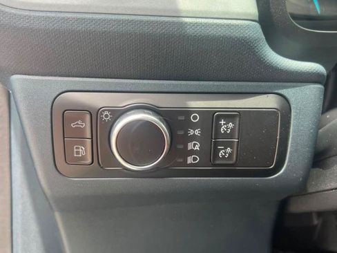 Used 2023 Ford Maverick Lariat w/ Lariat Luxury Package FWD image 19