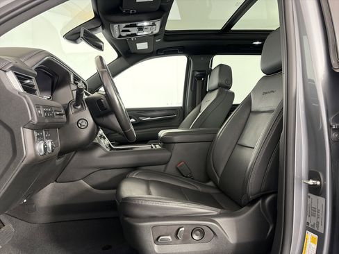 Used 2022 GMC Yukon Denali AWD/4WD image 5
