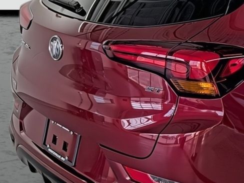 Used 2023 Buick Encore GX Select w/ Sport Touring Package image 15