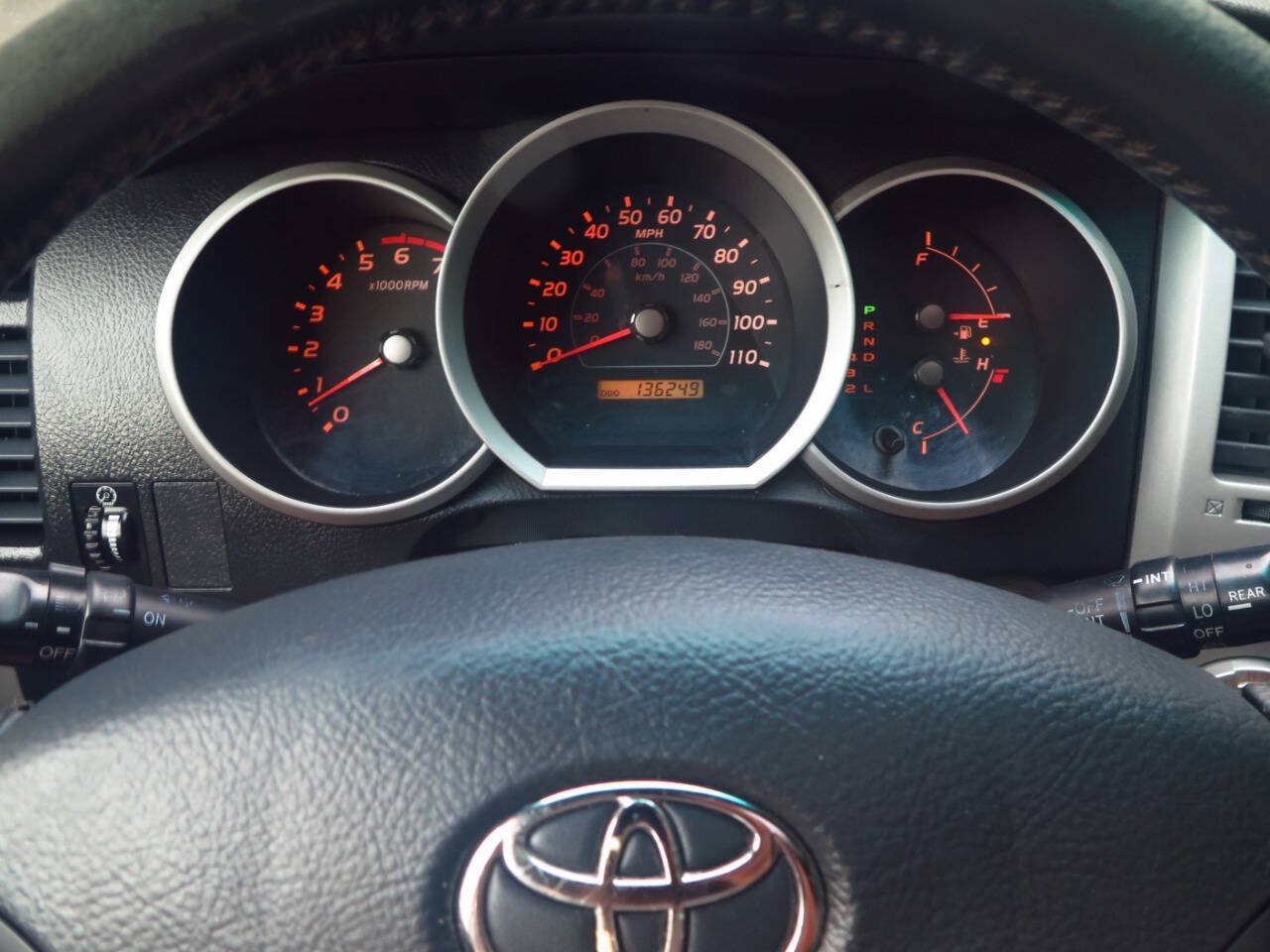 Used 2007 Toyota 4Runner SR5 AWD/4WD image 8