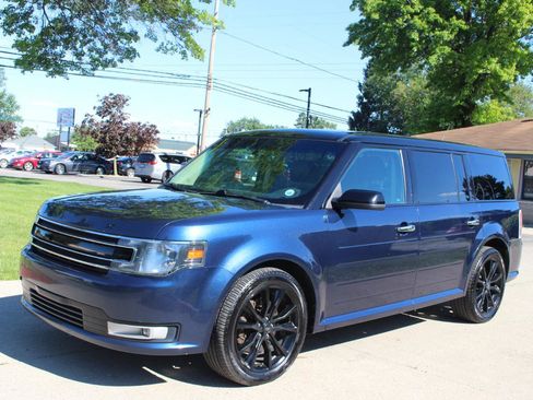Used 2017 Ford Flex SEL w/ Equipment Group 202A FWD image 5