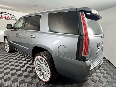 Used 2019 Cadillac Escalade Platinum AWD/4WD image 6