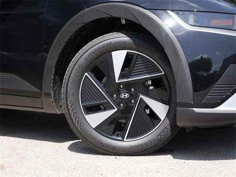 Certified 2025 Hyundai Ioniq 5 SEL image 3