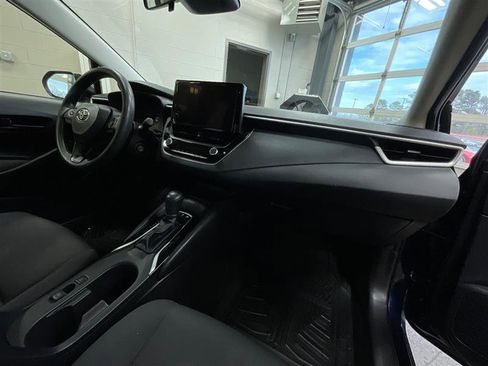 Used 2023 Toyota Corolla LE image 25