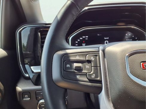 Used 2024 GMC Sierra 1500 SLT AWD/4WD image 15