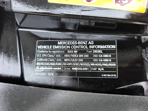 Used 2022 Mercedes-Benz Sprinter 2500 image 24