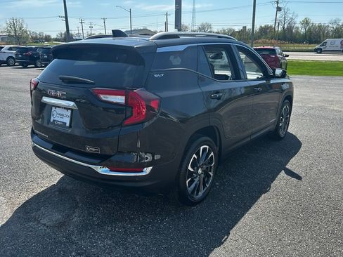 Used 2023 GMC Terrain SLT FWD image 6