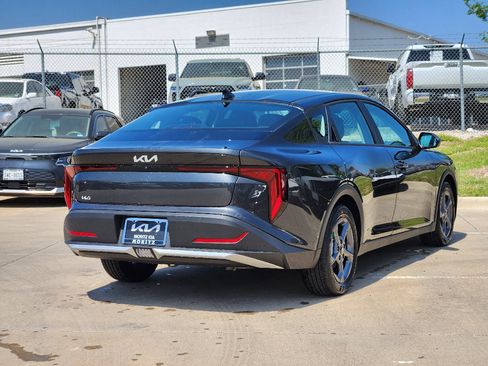 New 2026 Kia K4 LXS image 4