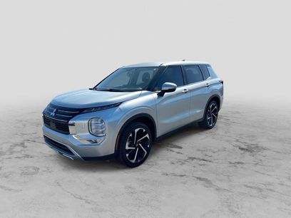 Used 2022 Mitsubishi Outlander SE