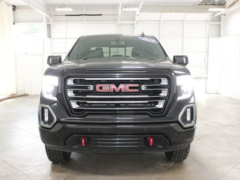 Used 2020 GMC Sierra 1500 AT4 w/ AT4 Premium Package AWD/4WD image 3