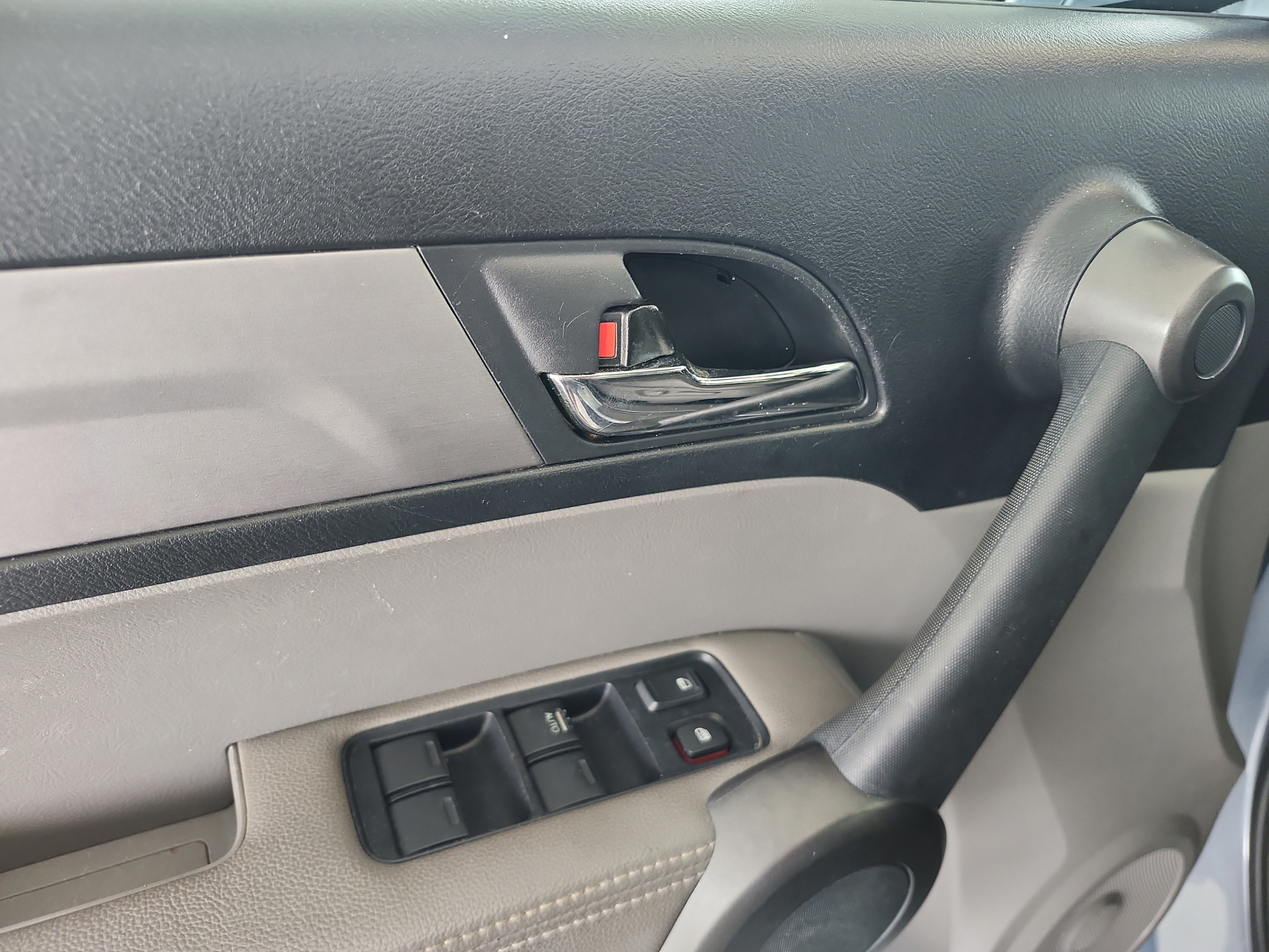 Used 2011 Honda CR-V EX-L image 13