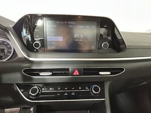 Used 2023 Hyundai Sonata SE FWD image 22