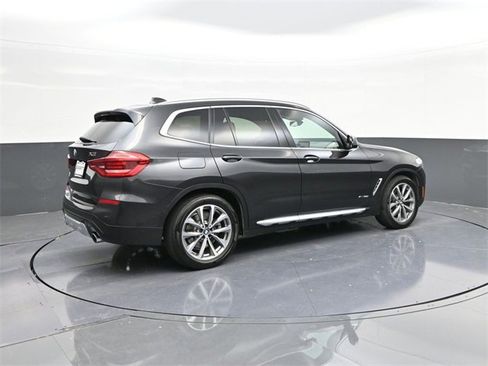 Used 2018 BMW X3 xDrive30i w/ Premium Package image 15