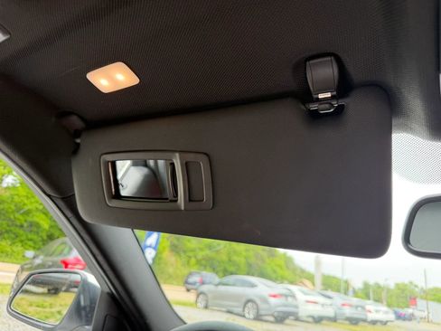 Used 2017 BMW 330i xDrive Sedan AWD/4WD image 55