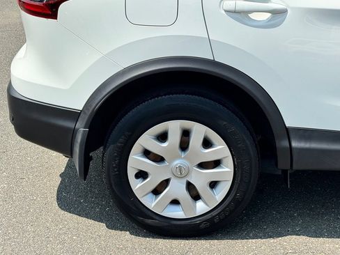 Used 2020 Nissan Rogue Sport S FWD image 33