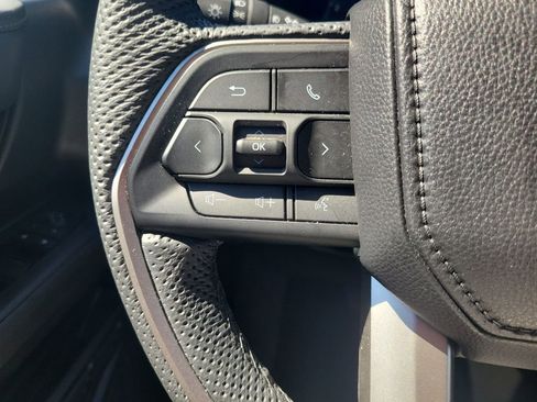 Used 2025 Toyota Tacoma Limited image 23