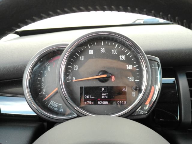 Used 2021 MINI Cooper 4-Door Hardtop FWD image 34