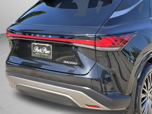 Used 2024 Lexus RX 350 FWD w/ Convenience Package image 39
