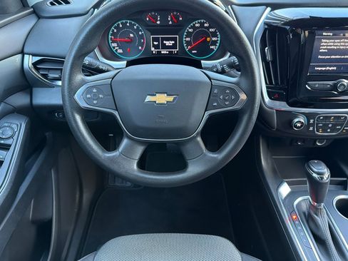 Used 2020 Chevrolet Traverse LS image 18