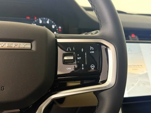 New 2025 Land Rover Discovery Sport S image 22