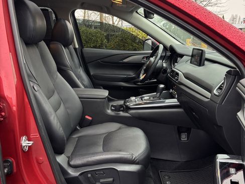 Used 2019 MAZDA CX-9 Touring w/ Touring Premium Package image 9