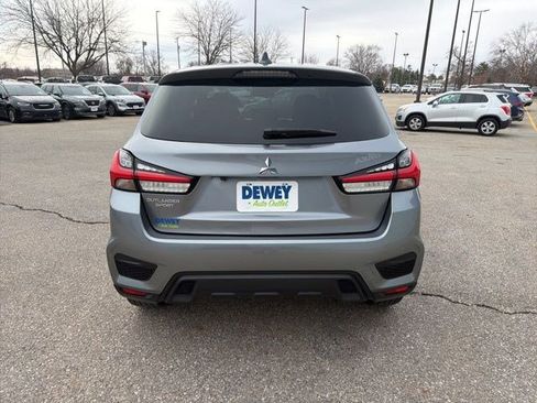 Used 2024 Mitsubishi Outlander Sport ES AWD/4WD image 4