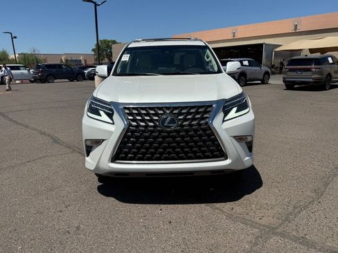 Used 2023 Lexus GX 460 Premium w/ Premium Package AWD/4WD image 2