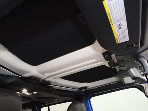 Used 2022 Jeep Wrangler Unlimited Rubicon w/ LED Lighting Group image 10