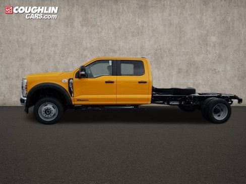 New 2026 Ford F550 4x4 Crew Cab image 5