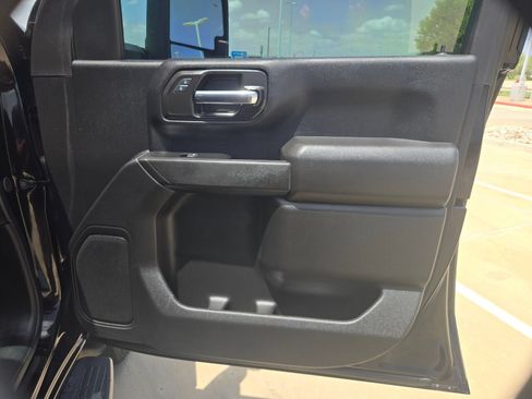 Used 2025 Chevrolet Silverado 2500 Custom w/ Custom Value Package AWD/4WD image 22