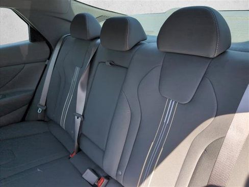 New 2026 Hyundai Elantra SEL Sport Premium image 17