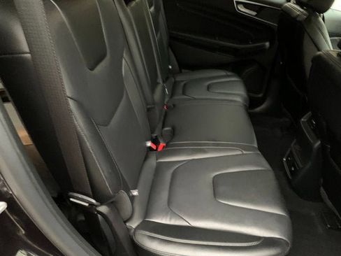 Used 2022 Ford Edge Titanium AWD/4WD image 14
