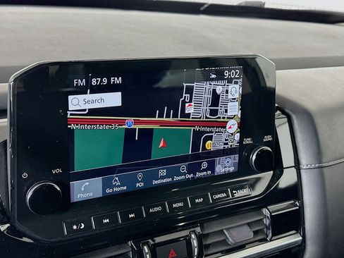 Used 2023 Nissan Pathfinder SL image 21