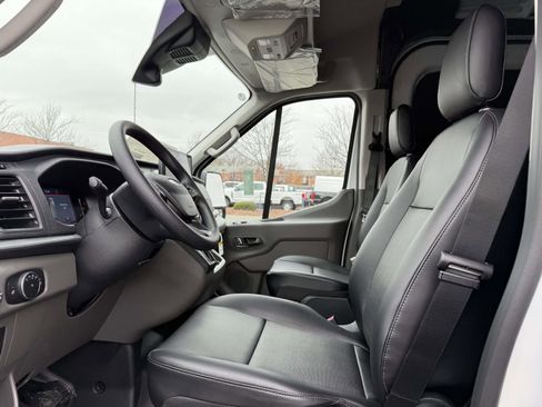 New 2026 Ford Transit 250 148 Medium Roof w/ Load Area Protection Package image 10
