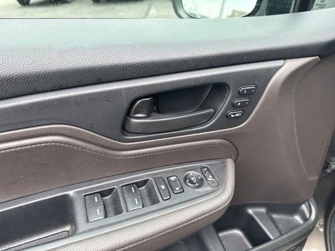 Used 2018 Honda Odyssey EX-L image 8