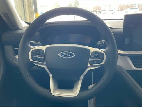 New 2026 Ford Explorer Active w/ Active Comfort Package AWD/4WD image 14