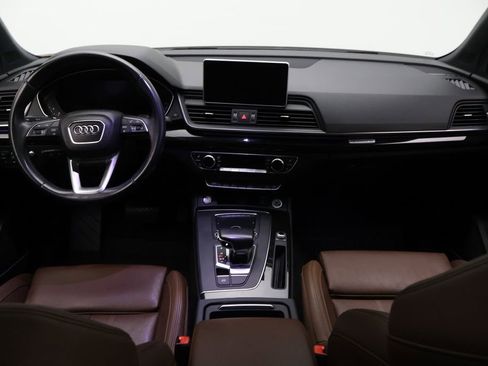 Used 2018 Audi Q5 Prestige w/ Prestige Package image 24