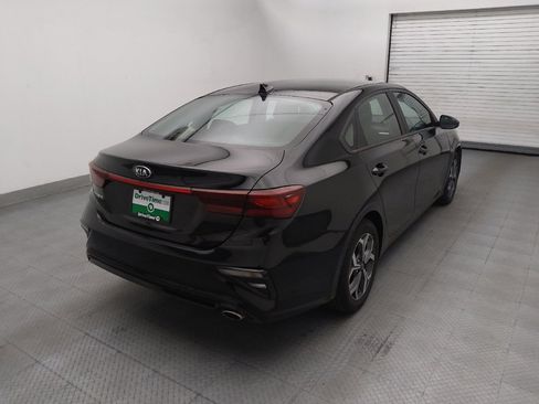 Used 2021 Kia Forte LXS FWD image 9