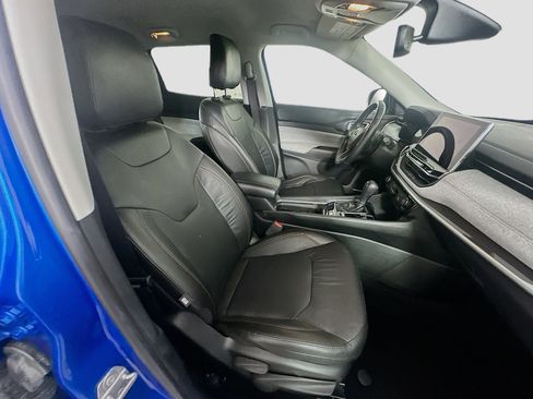Used 2022 Jeep Compass Latitude AWD/4WD image 30