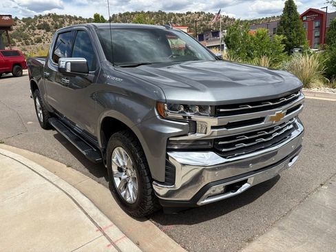 Used 2021 Chevrolet Silverado 1500 LTZ AWD/4WD image 11