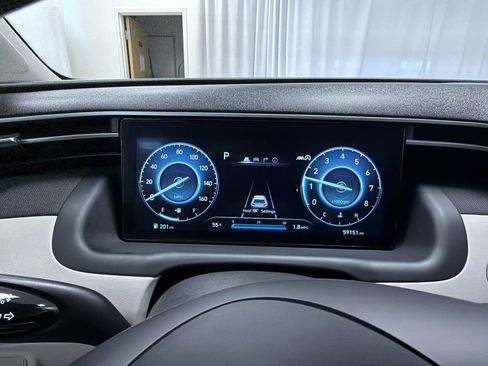 Used 2022 Hyundai Tucson Limited AWD/4WD image 18