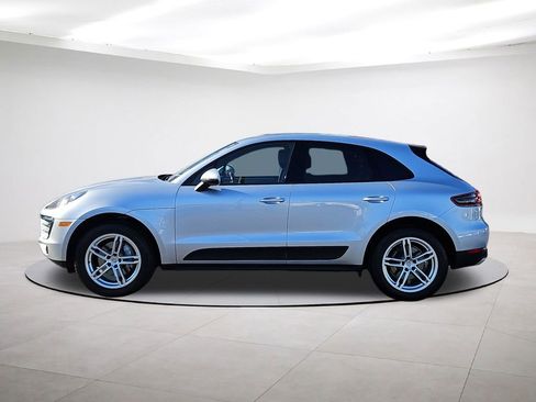 Used 2017 Porsche Macan image 4