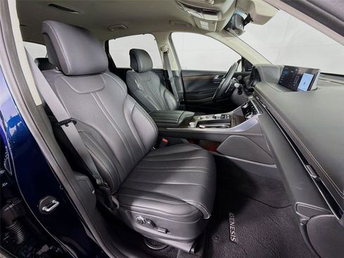 Used 2024 Genesis GV80 2.5T image 28