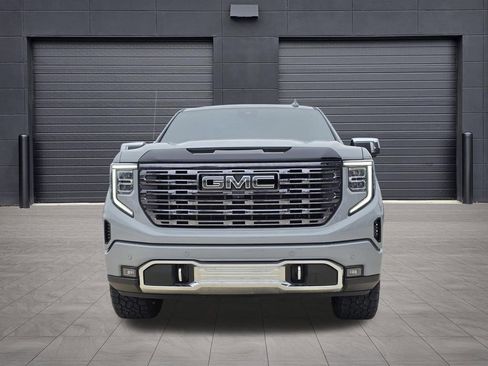 Used 2025 GMC Sierra 1500 Denali Ultimate AWD/4WD image 2