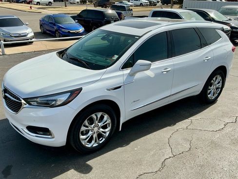 Used 2020 Buick Enclave Avenir w/ Avenir Technology Package image 5