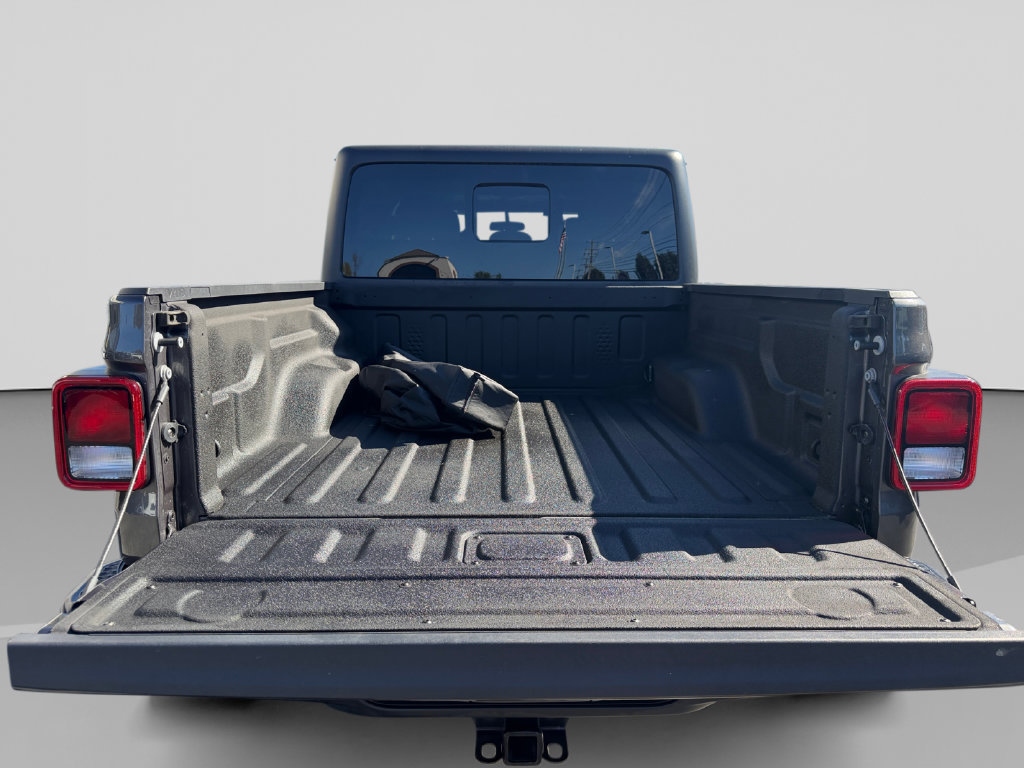 Used 2022 Jeep Gladiator Sport AWD/4WD image 19